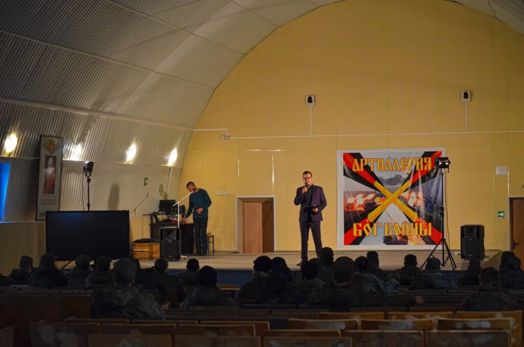 Артисты Театрально-концертного объединения Стерлитамака выступили в Саратове перед мобилизованными