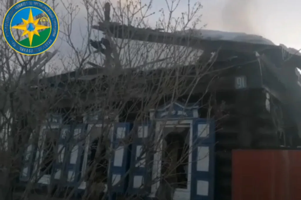 В Стерлитамаке хозяйка частного дома осталась без жилья из-за пожара