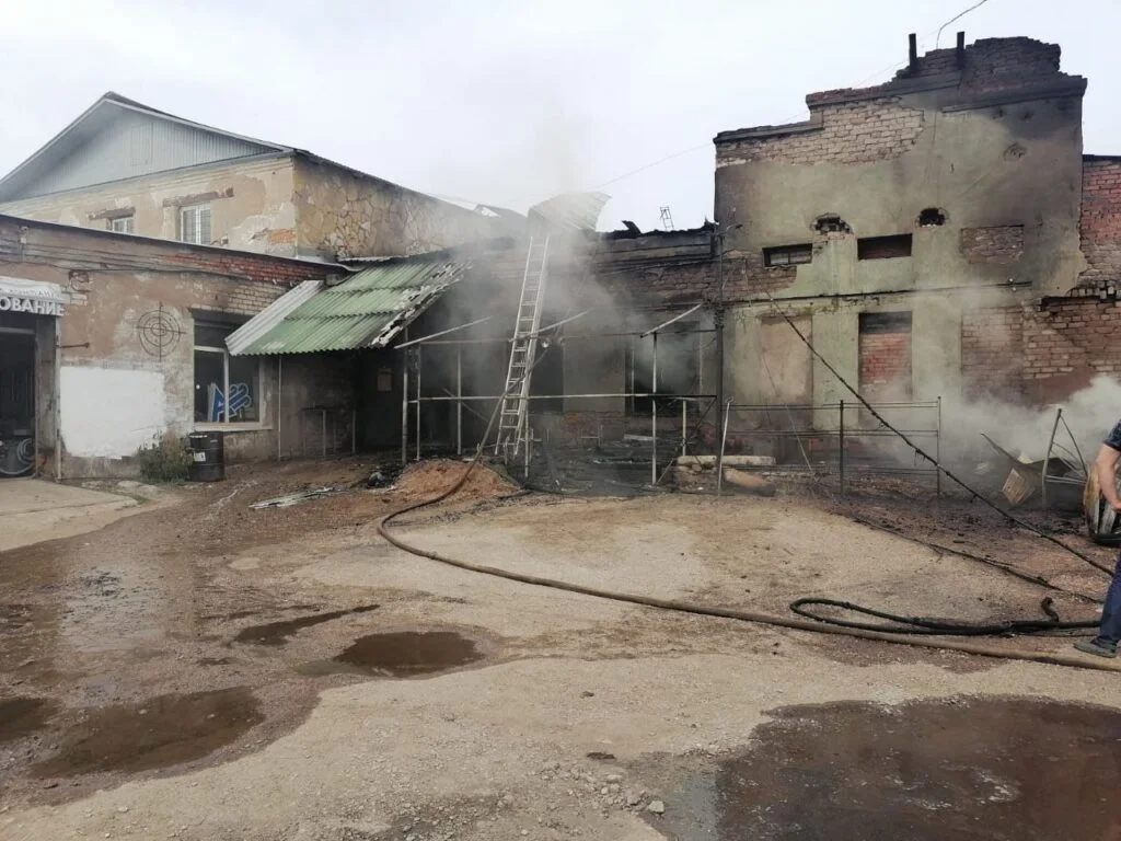 В Стерлитамаке горела база мотоклуба «Стальные призраки»