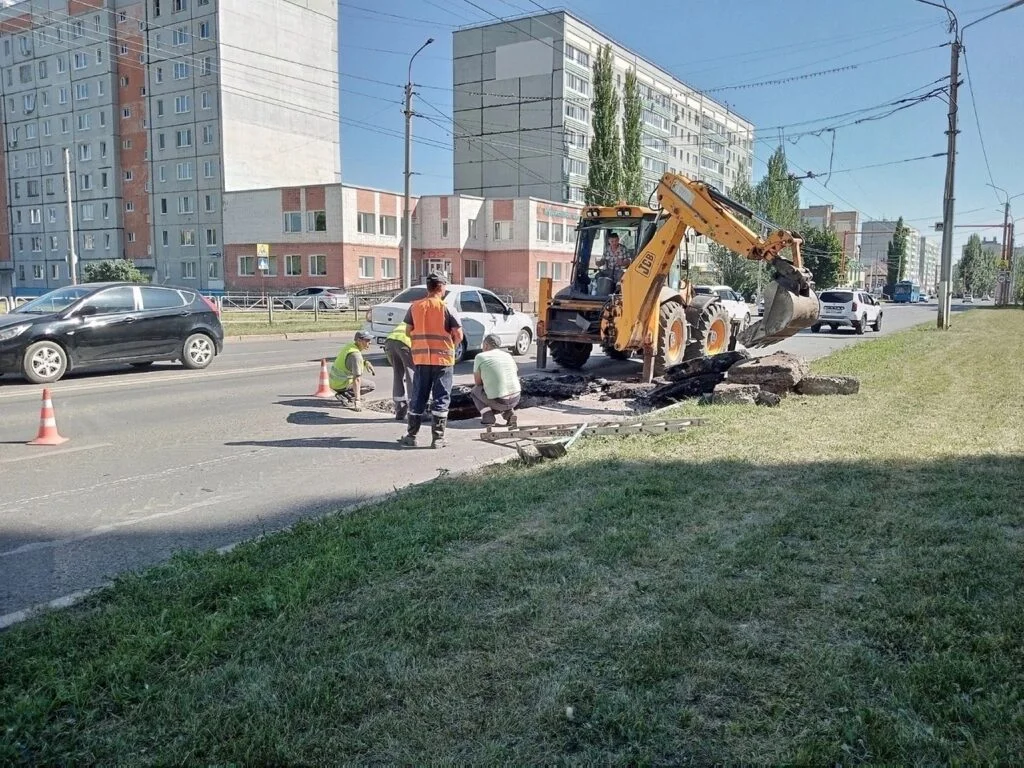 В Стерлитамаке из-за провала на ул. Артема на несколько дней закроют одну полосу дороги