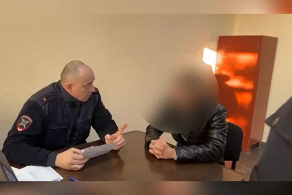 В Стерлитамаке оштрафовали водителя маршрутки, который за рулем смотрел пикантное видео