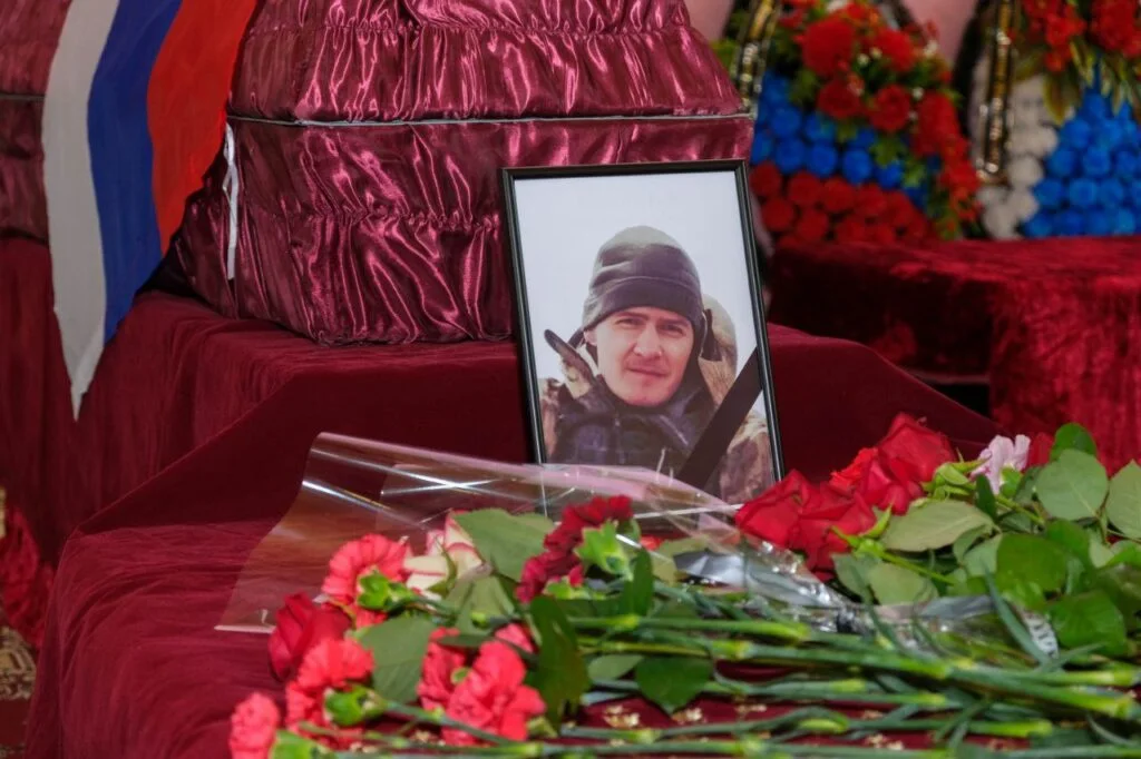 В Стерлитамаке простились с погибшим в СВО Евгением Гладковым