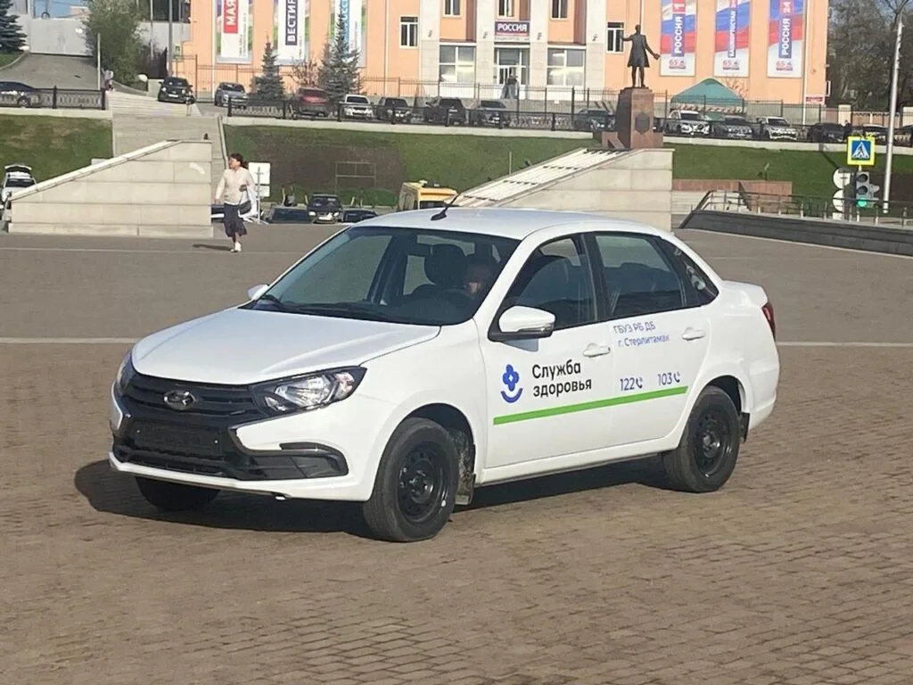 Детская больница Стерлитамака получила авто для оказания помощи паллиативным детям