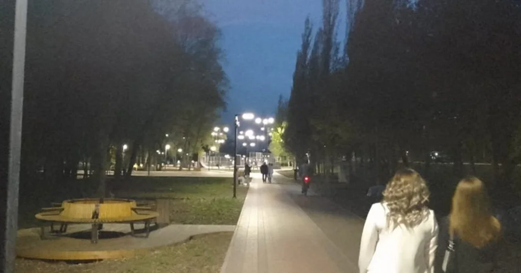 В Стерлитамаке после подтопления восстановили освещение на набережной Стерли