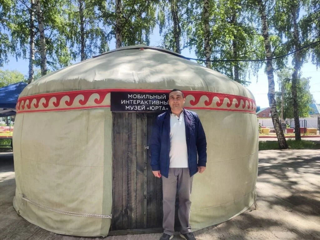 В Стерлитамаке на средства гранта открыли мобильный интерактивный музей «Юрта»