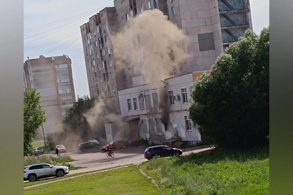 В Стерлитамаке произошел пожар в тренажерном клубе «Garage»