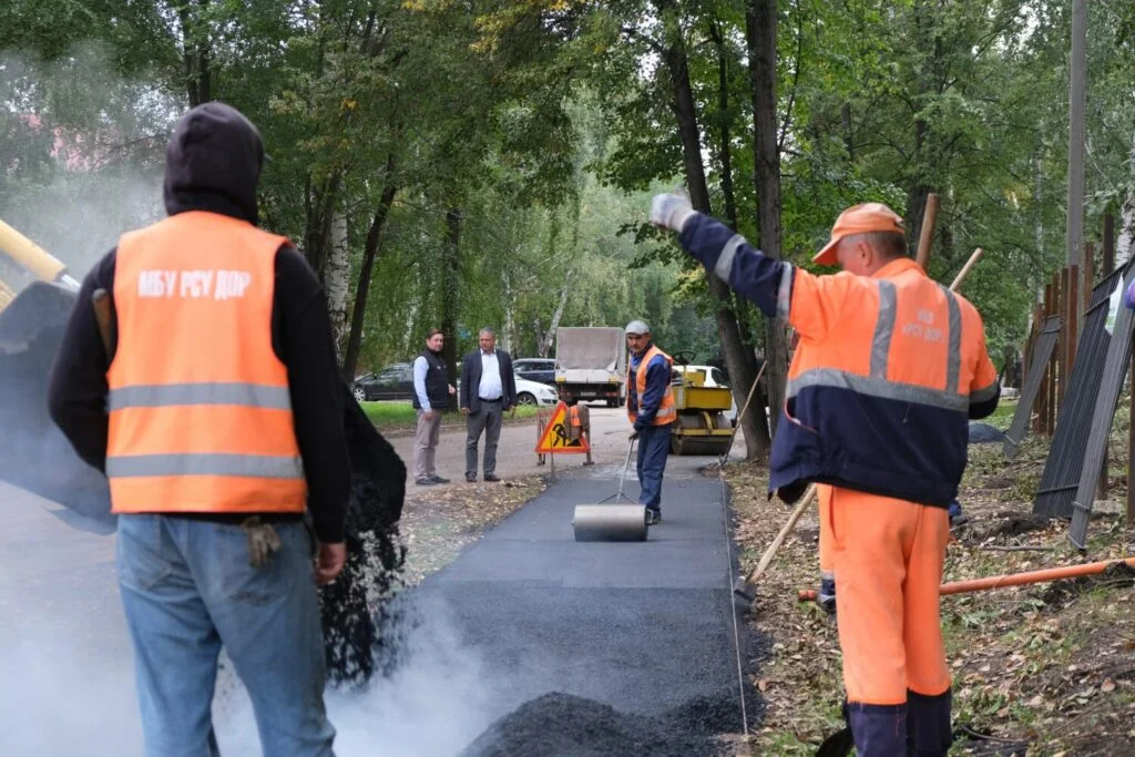 В Стерлитамаке ведутся дорожные работы по муниципальному заказу