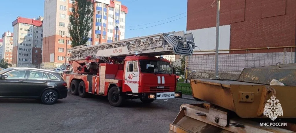 В Стерлитамаке за неделю горели кровля университета, садовый домик и мусор