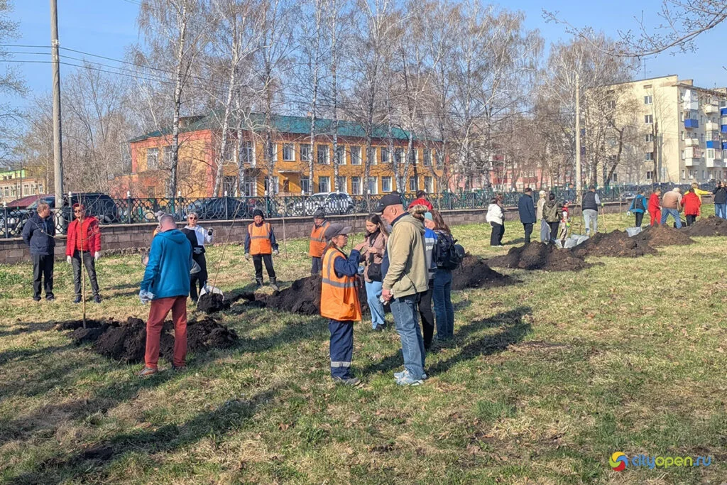 В Стерлитамаке высадили яблоневый «Сад памяти»